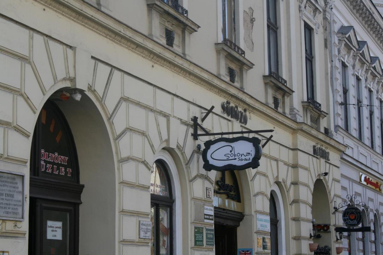 Wanderer 1 Apartment Debrecen Luaran gambar